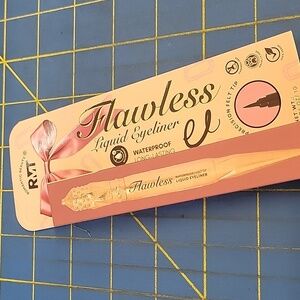 Flawless Liquid Eyeliner Waterproof Long Lasting Black New in Packaging 1g